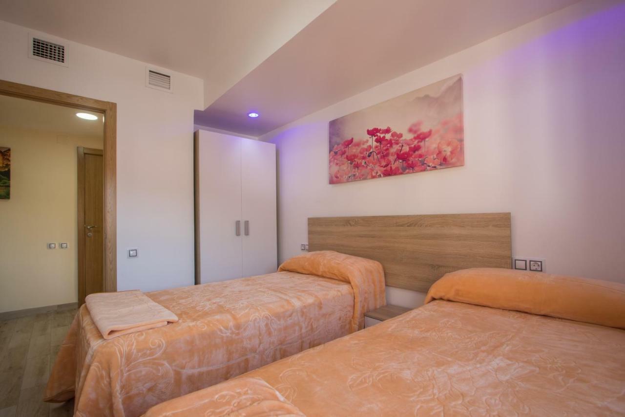 Beach, City Center And Entertainment Alicante Exterior photo