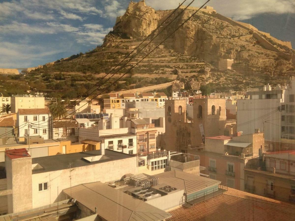 Beach, City Center And Entertainment Alicante Exterior photo